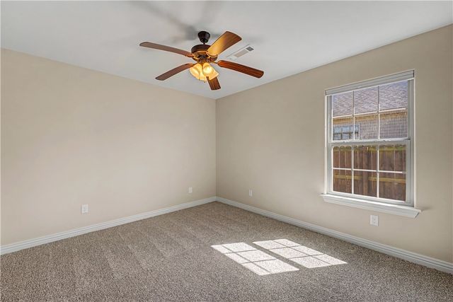 703 Olivia Lane, Centerton, AR 72719