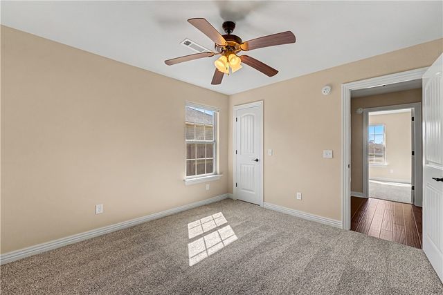 703 Olivia Lane, Centerton, AR 72719