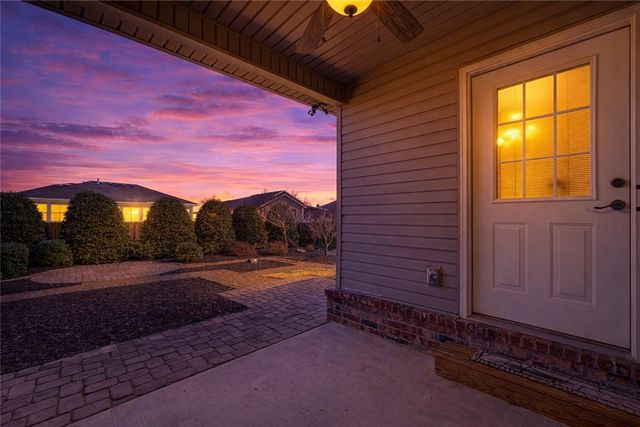 703 Olivia Lane, Centerton, AR 72719