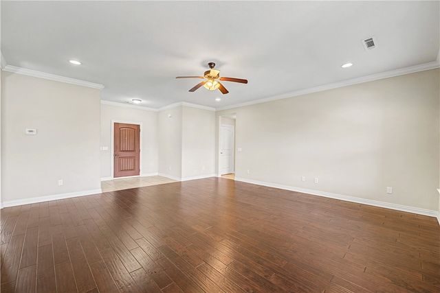 703 Olivia Lane, Centerton, AR 72719