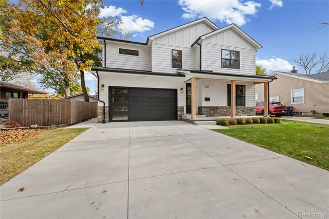 1517 McLean Avenue, Royal Oak, MI 48067