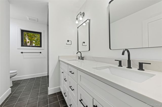 1517 McLean Avenue, Royal Oak, MI 48067