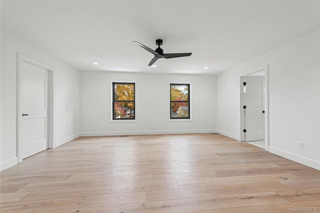 1517 McLean Avenue, Royal Oak, MI 48067