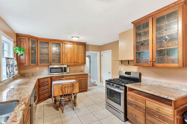 25 Central Avenue, Honea Path, SC 29654