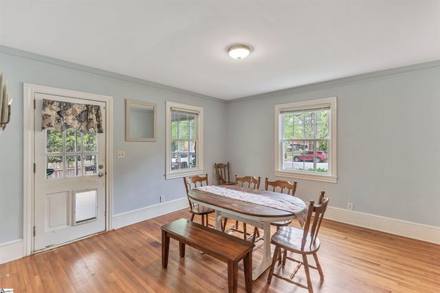 25 Central Avenue, Honea Path, SC 29654