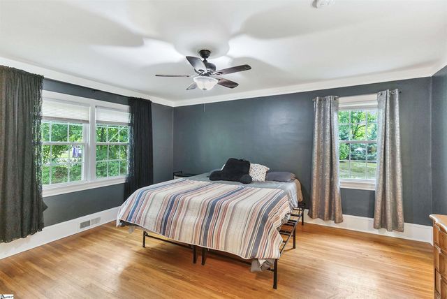 25 Central Avenue, Honea Path, SC 29654
