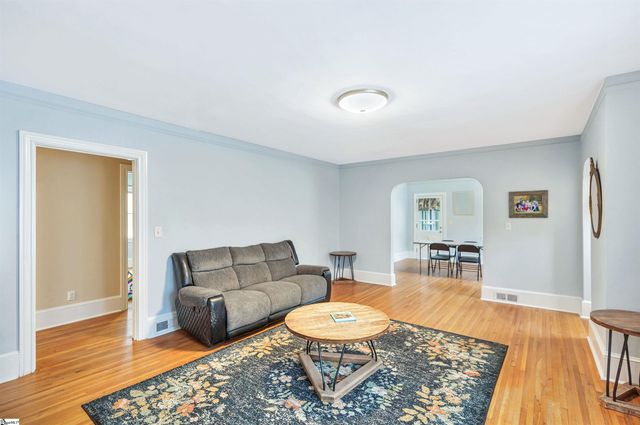 25 Central Avenue, Honea Path, SC 29654