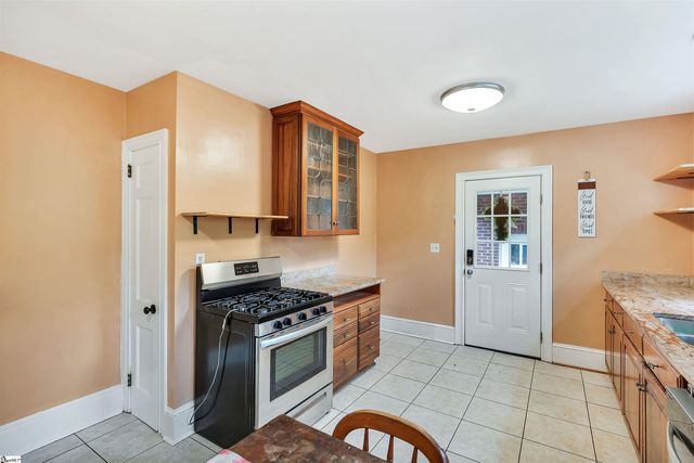 25 Central Avenue, Honea Path, SC 29654