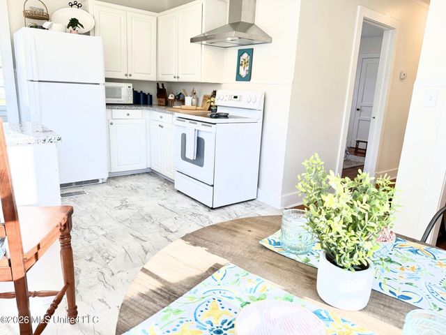 401 Kimball Avenue, Hattiesburg, MS 39401