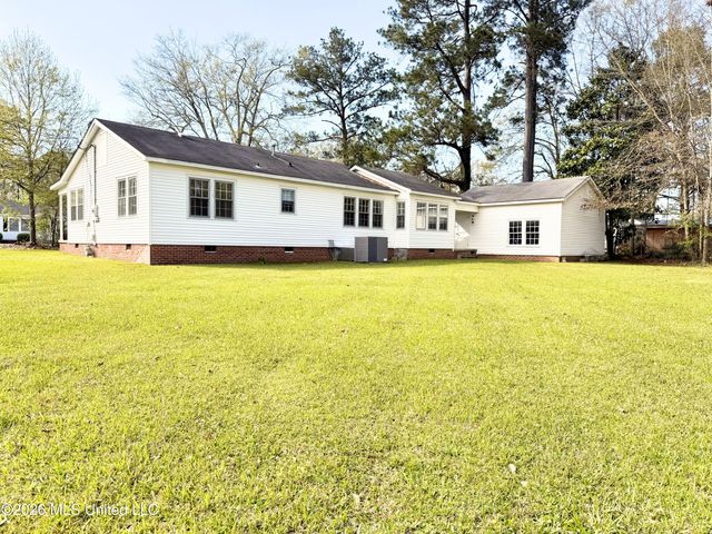 401 Kimball Avenue, Hattiesburg, MS 39401