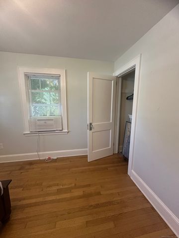 5 David Street, Waterford, CT 06385