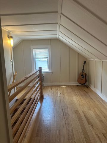 5 David Street, Waterford, CT 06385