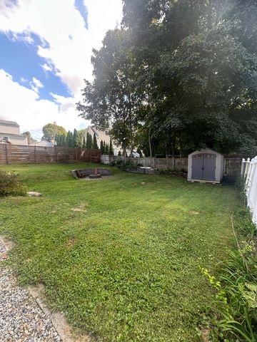 5 David Street, Waterford, CT 06385
