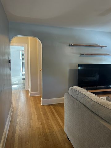 5 David Street, Waterford, CT 06385