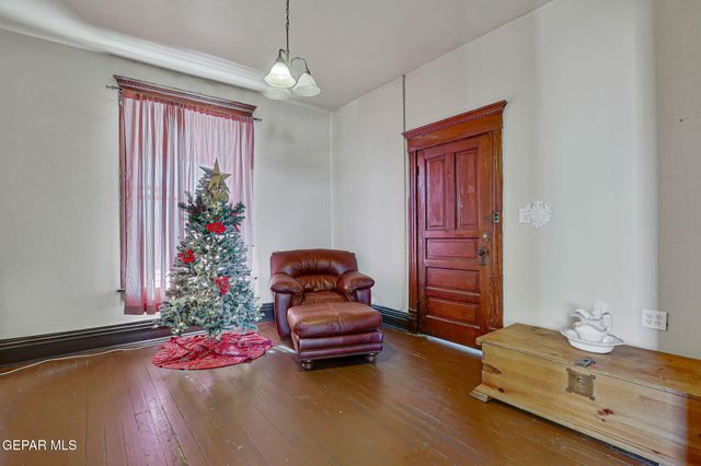 309 W YANDELL Drive, El Paso, TX 79902