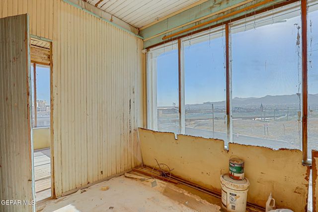 309 W YANDELL Drive, El Paso, TX 79902