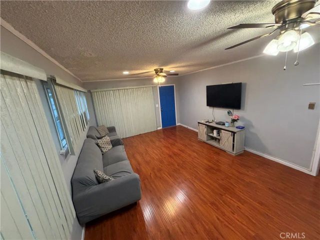 611 W 65th, Los Angeles, CA 90044