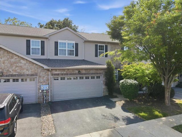 1570 Deena Drive, Easton, PA 18040