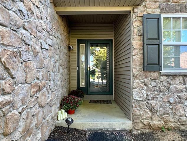 1570 Deena Drive, Easton, PA 18040