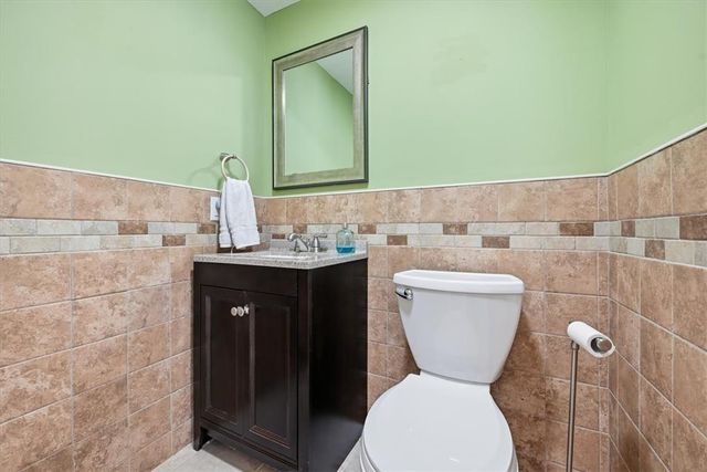1570 Deena Drive, Easton, PA 18040