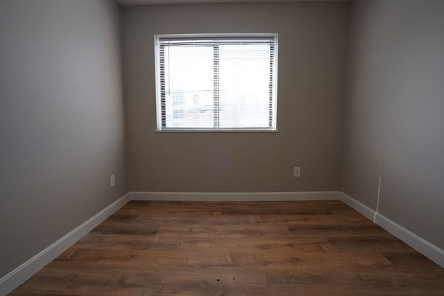 404 Langley Road 301, Newton, MA 02459