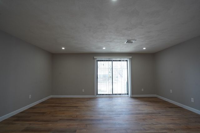 404 Langley Road 301, Newton, MA 02459