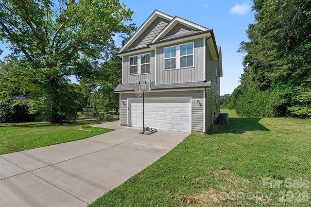 815 Sunset Drive, Salisbury, NC 28147