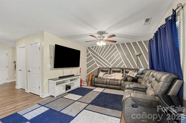 815 Sunset Drive, Salisbury, NC 28147