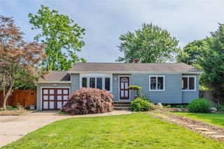 12 Rivera Lane, West Sayville, NY 11796