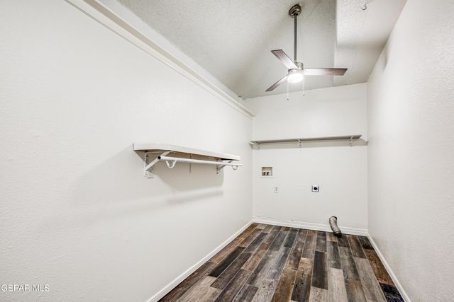 5733 SAPLINAS Road, El Paso, TX 79932