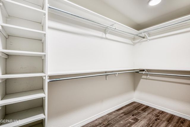 5733 SAPLINAS Road, El Paso, TX 79932