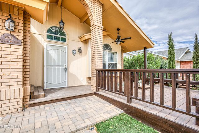 5733 SAPLINAS Road, El Paso, TX 79932