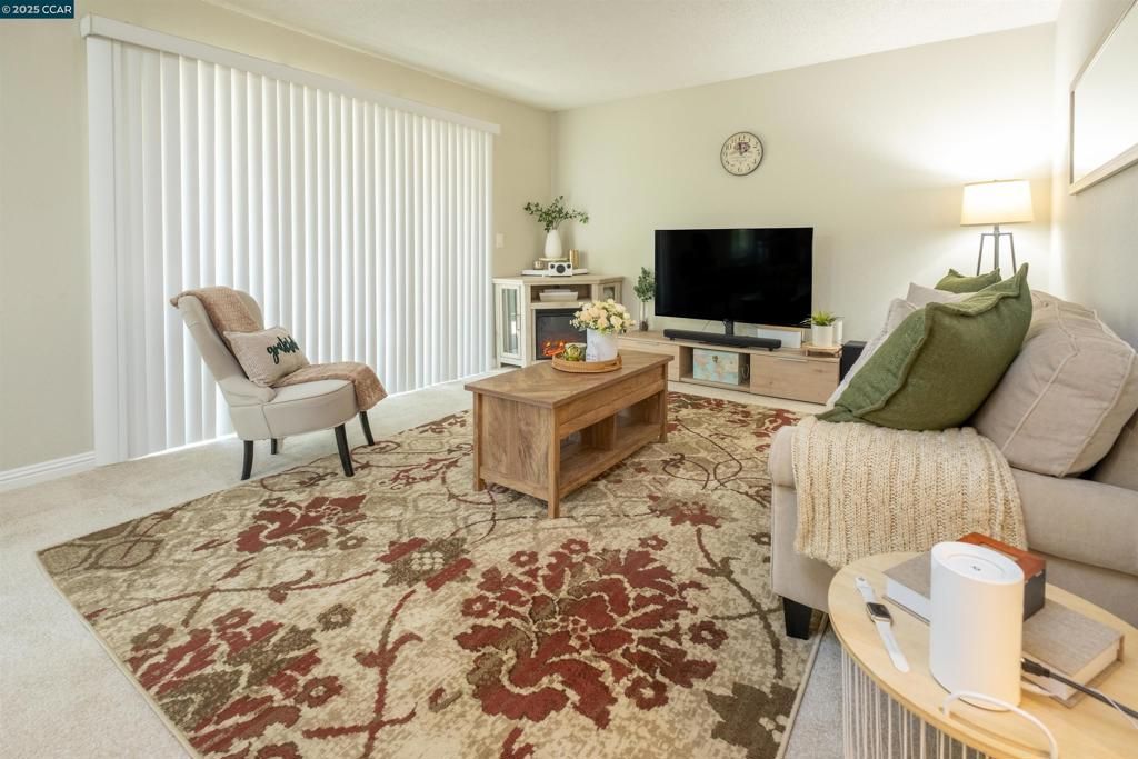 5318 Ridgeview Cir 10, El Sobrante, CA 94803