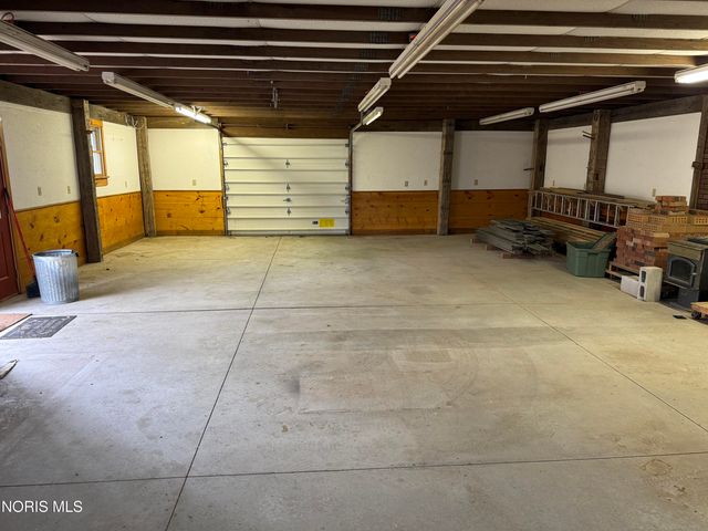 26810 Woodland Court, Millbury, OH 43447