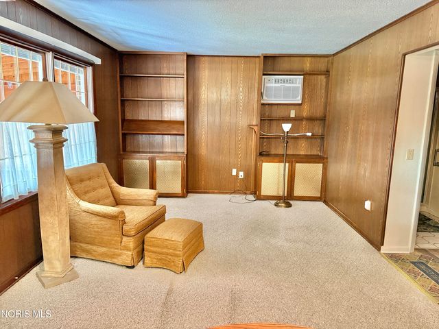 26810 Woodland Court, Millbury, OH 43447