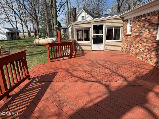 26810 Woodland Court, Millbury, OH 43447