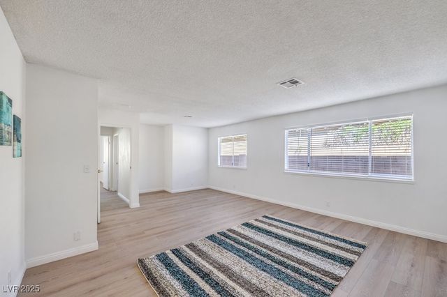 4745 Desert Vista Road, Las Vegas, NV 89121