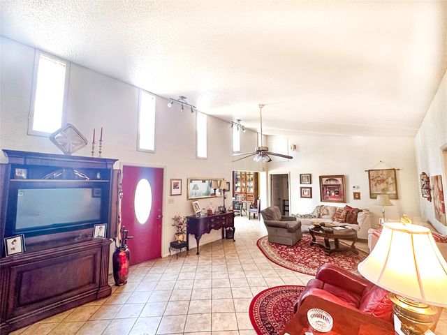 6791 Valley View Drive, Frankston, TX 75763