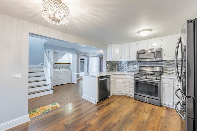 8912 S Ryan Road HOUSE, Hometown, IL 60456