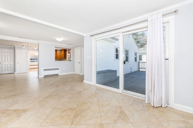 72 Mohegan Drive, West Hartford, CT 06117