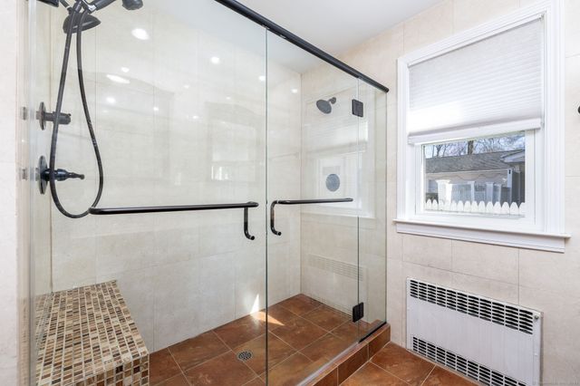 72 Mohegan Drive, West Hartford, CT 06117