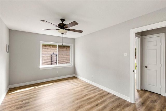 2006 17th Avenue N, Texas City, TX 77590