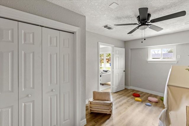 2006 17th Avenue N, Texas City, TX 77590