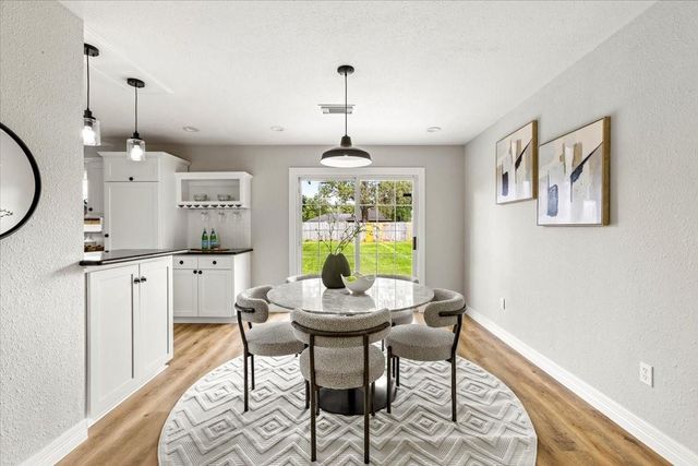 2006 17th Avenue N, Texas City, TX 77590