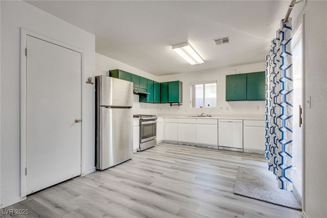 6439 Wadsworth Court, Las Vegas, NV 89156