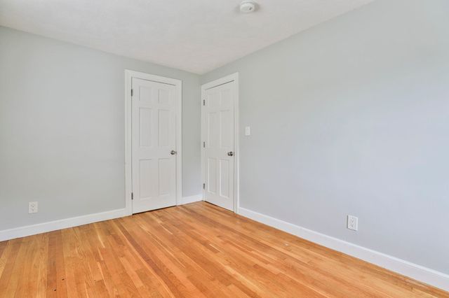 10 Rose Ave 10, Watertown, MA 02472