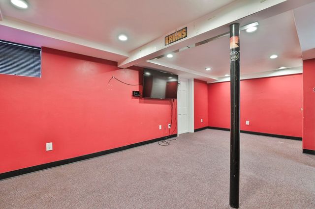 10 Rose Ave 10, Watertown, MA 02472