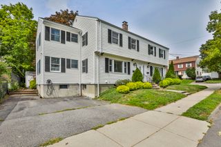 10 Rose Ave 10, Watertown, MA 02472
