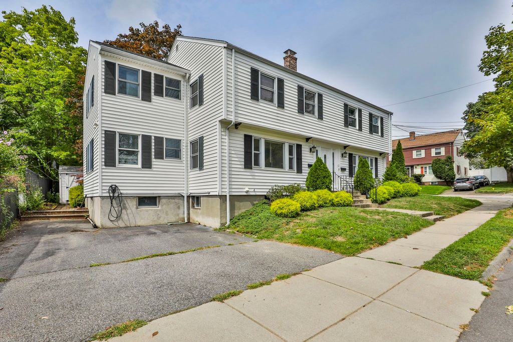10 Rose Ave 10, Watertown, MA 02472