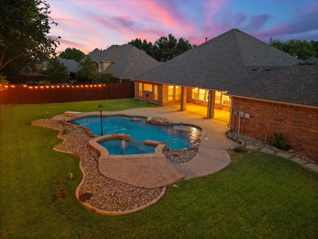 2508 Russwood Drive, Flower Mound, TX 75028